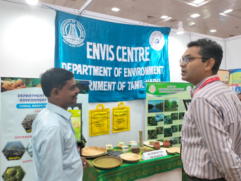 Director, Department of Environment and Climate Change visited  ENVIS Stall on National Expo 